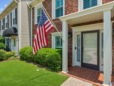 1526 River Bend Pl SE