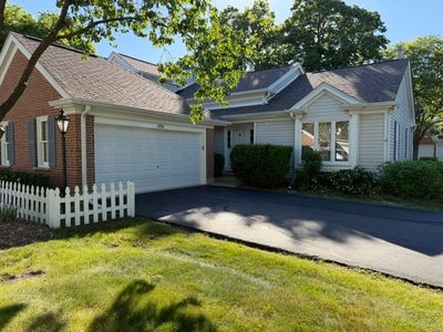 494 Ferndale Ln