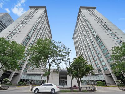 3600 N Lake Shore Dr APT 1814