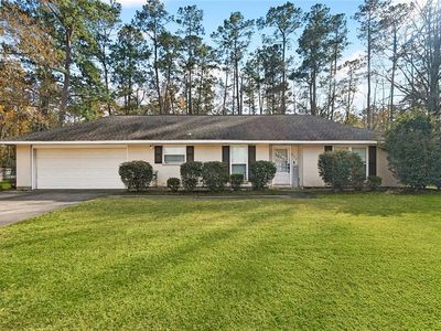 211 Wildwood Dr