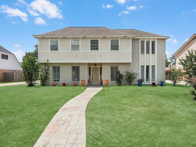5210 Green Springs Dr