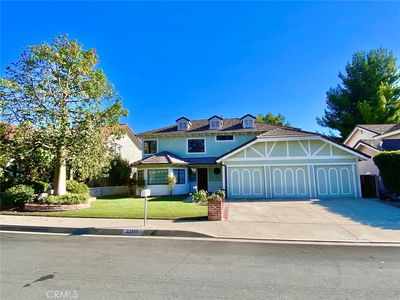 22060 Cedardale Dr