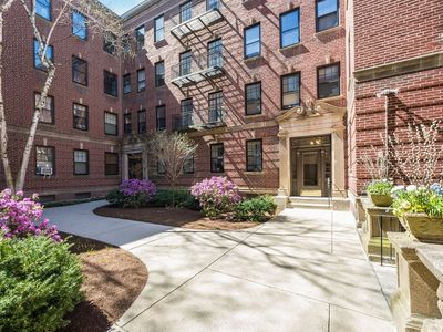 42 Linnaean St APT 14