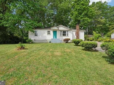 Property at 6300 Sweetbriar Dr SW, Mableton, GA