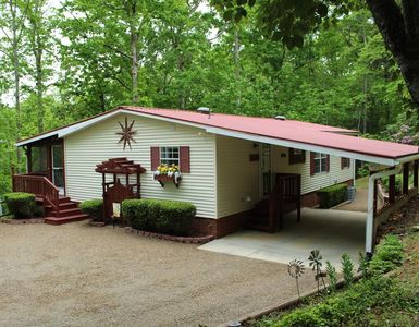 60 Sandy Rd