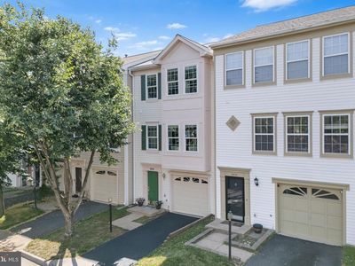 6836 General Lafayette Way