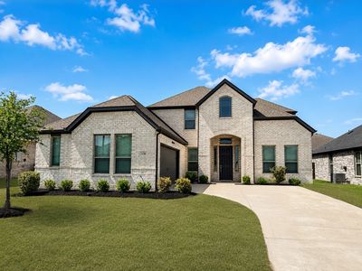 Property at 136 Bowling Green Ave, Red Oak, TX