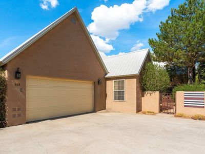 909 Nicole Pl