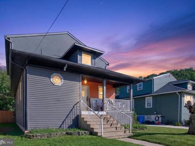 103 Linderman Ave