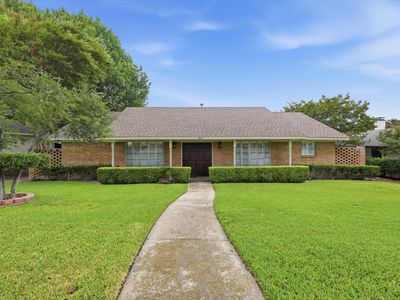 310 W Lookout Dr