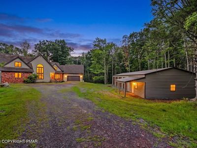 275 Buck Blvd