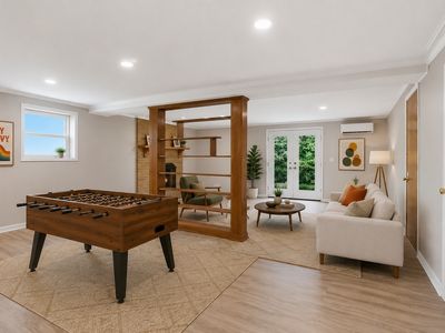 425 Glenpark Dr