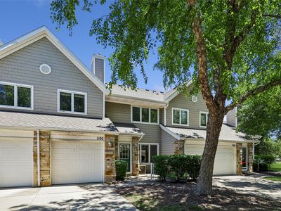 811 Burr Oaks Dr Unit 1102