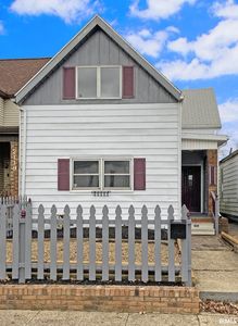 2117 W Indiana St