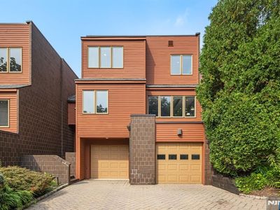 53 Hidden Ledge Rd
