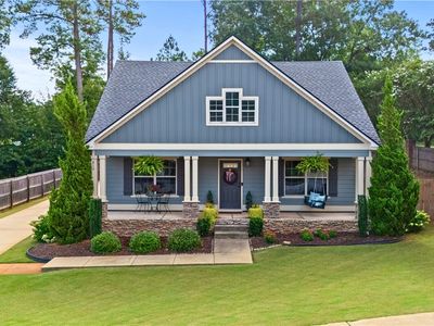 810 Cotswold Way