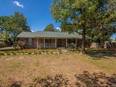 717 Adams Dr