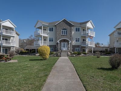 12 Dockside Dr