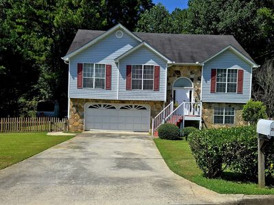 2005 Amherst Ln SE