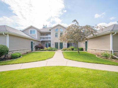1046 River Place BOULEVARD #8