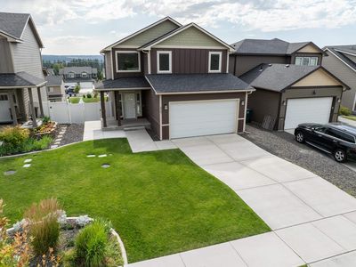 8567 N James Dr
