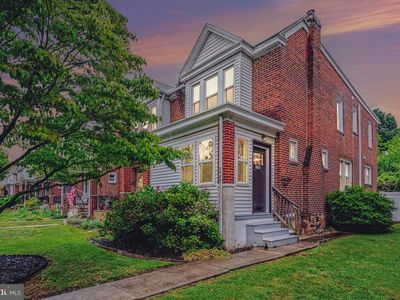 1720 Locust St