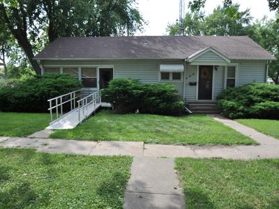 400 S 3rd St
