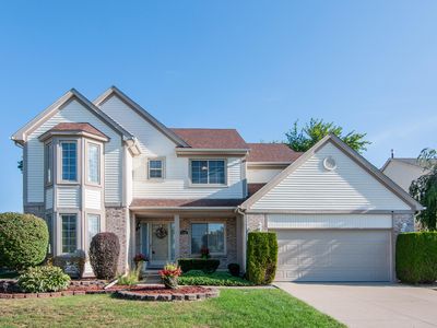 7162 Fox Woods Dr