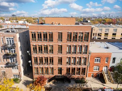 1865 N Winnebago Ave APT 4N