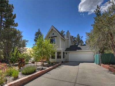 911 Panamint Mountain Dr