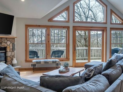 188 Upper Deer Valley Rd