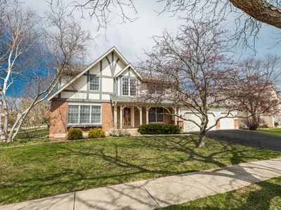 Property at 1404 Halifax Dr, Mundelein, IL
