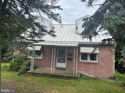 145 Gloucester Ave
