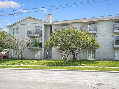 4502 Gaston Ave APT 319