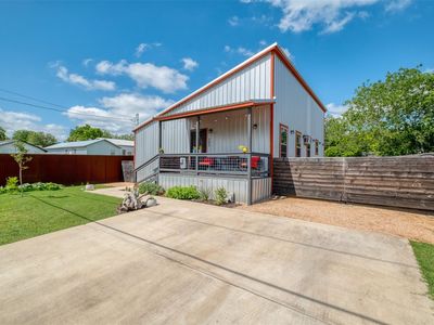 Property at 505 San Saba St, Lockhart, TX