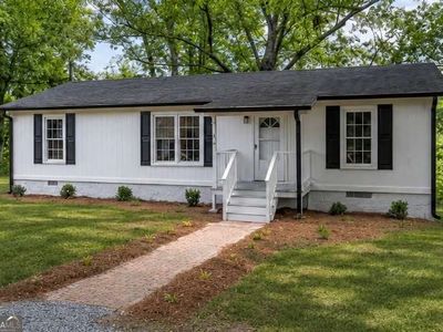 379 Wynn Rd