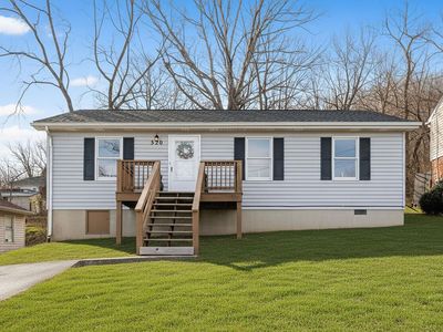 320 S Winchester Ave