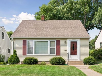 2245 Highland Pkwy