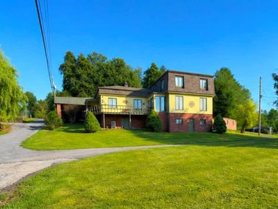 43 Redwood Dr