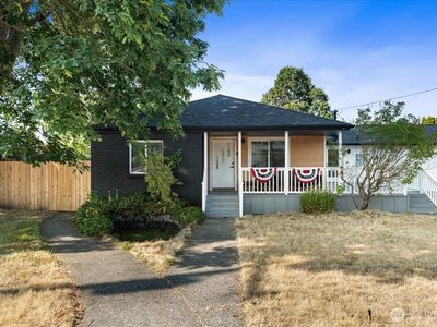 Property at 409 3rd Avenue SE, Pacific, WA