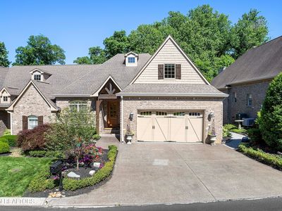 1424 Villa Forest Way