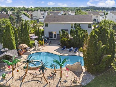 23 Graypebble Cir