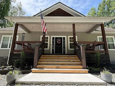 52 Hickory Ridge Dr