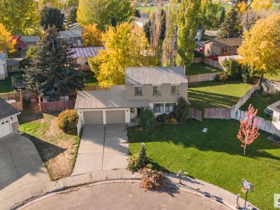 Property at 203 Hummingbird Pl, Shelley, ID
