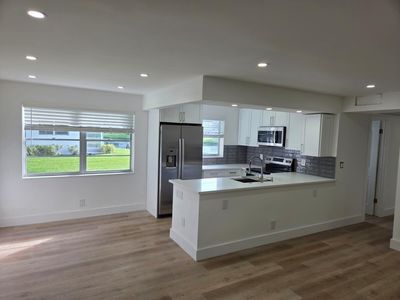 205 ELLESMERE E #205