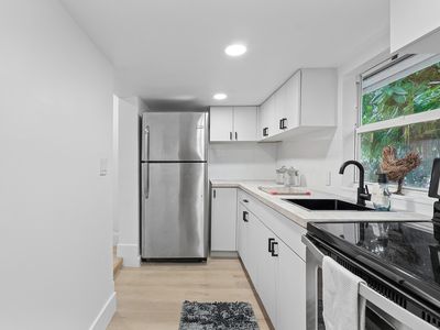 107 SW 4TH Avenue