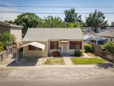 1325 Roosevelt Ave