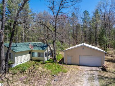 262 E Bear Lake Rd NE