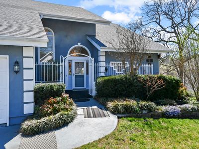 1952 Pointe Royale Drive