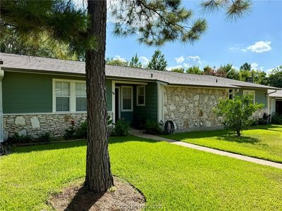 2800 Longmire Dr APT 19